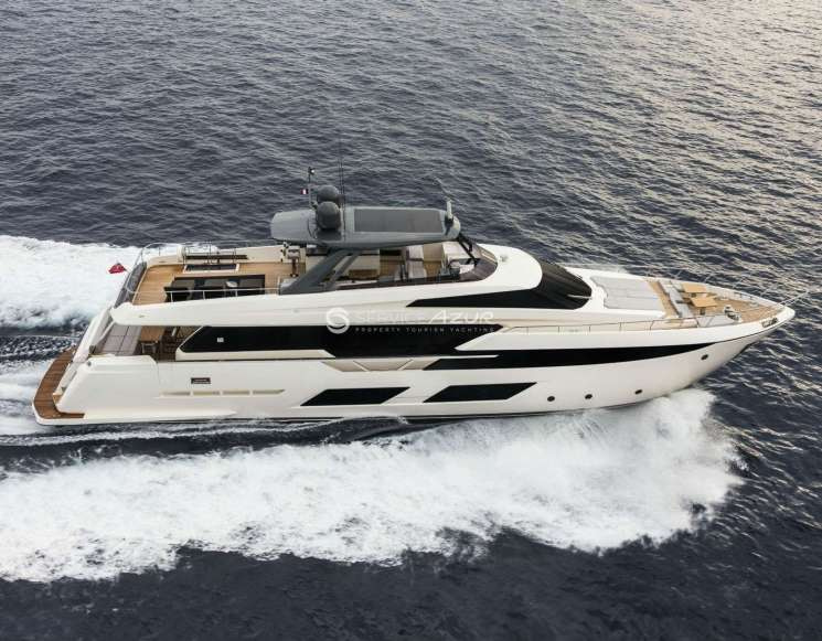 Оренда яхти Ferretti 920, 28 метрів
