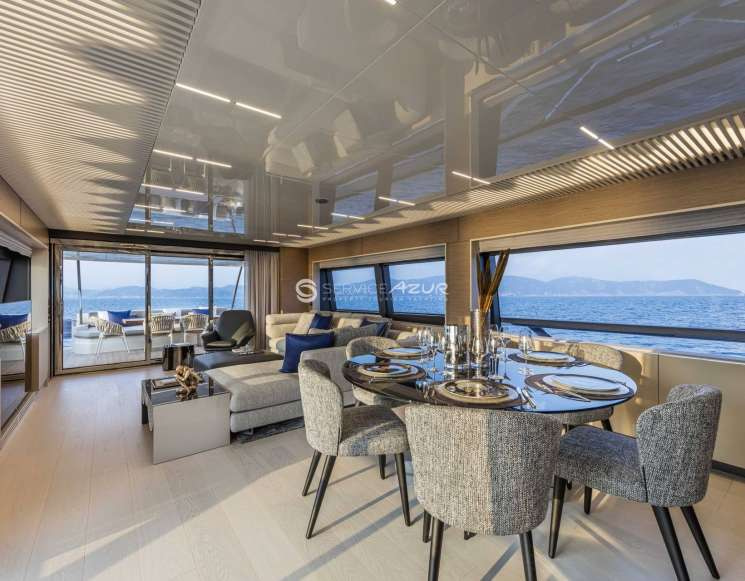 Оренда яхти Ferretti 920, 28 метрів