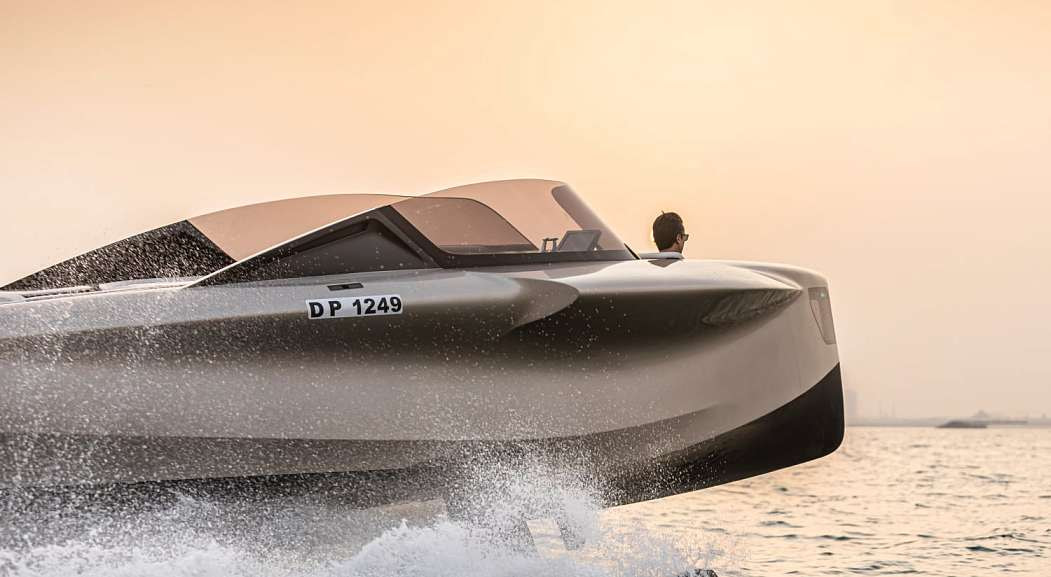 Летающий катер Enata Foiler – новая эра мореплавания