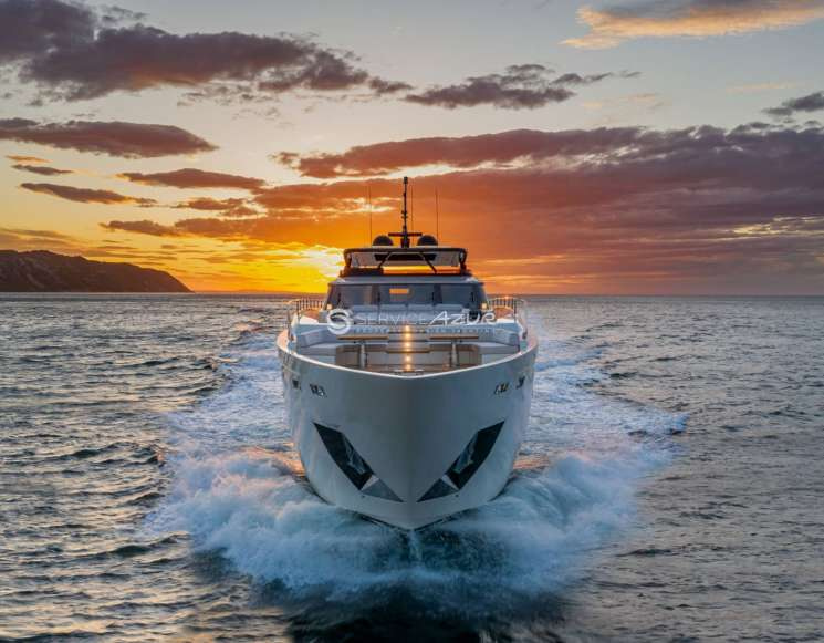 Оренда яхти Ferretti Yachts 1000, 30 метрів