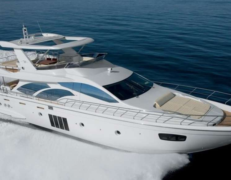 Azimut yacht rental