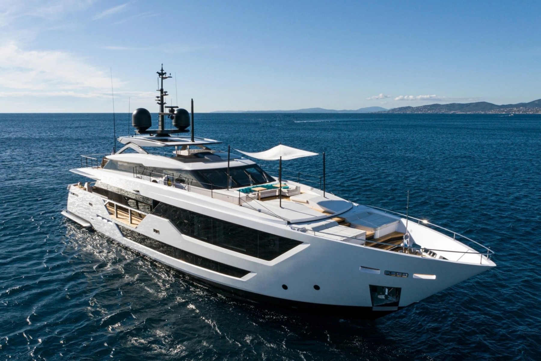 Ferretti Custom Line 106 yacht rental, 32 meters