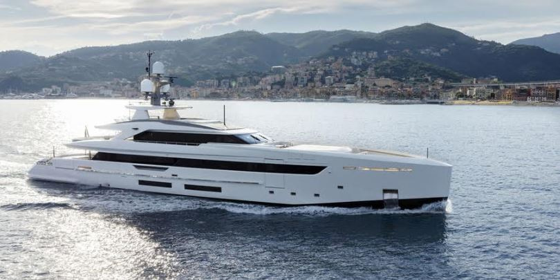 На Яхт шоу в Монако представят 50-метровый гибрид Bintador.